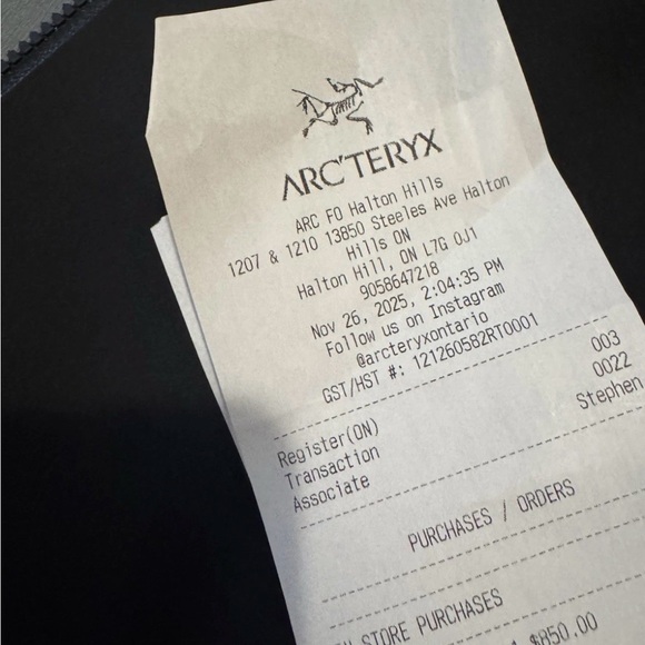 Arc'teryx men’s small rush jacket - Picture 4 of 4